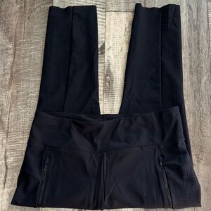 ATHLETA  Charcoal Leggings- size Large